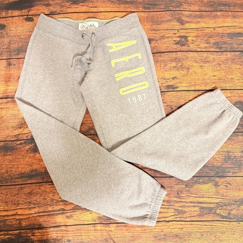 Aeropostale Sweatpants S- EUC